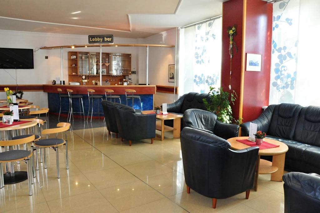 Tatra Hotel Poprad Exterior photo