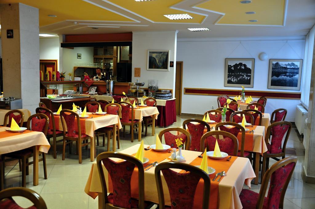 Tatra Hotel Poprad Exterior photo
